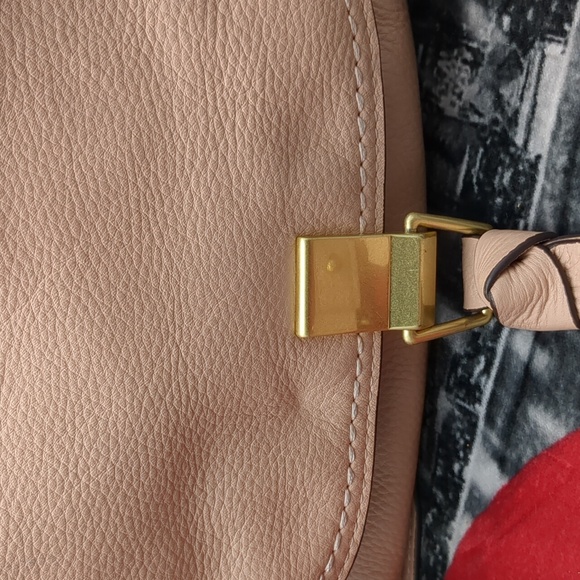 Vera Bradley pink purse - Picture 2 of 16